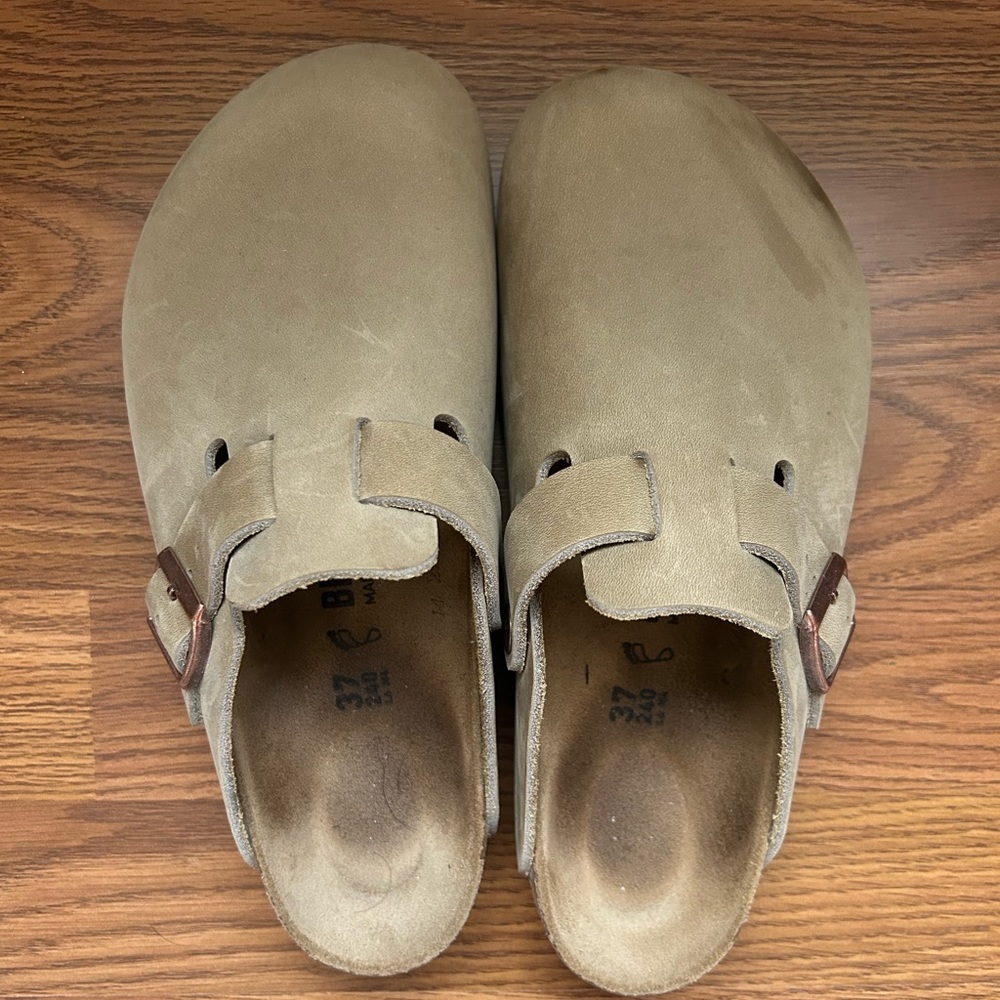 Women’s Birkenstock Clogs